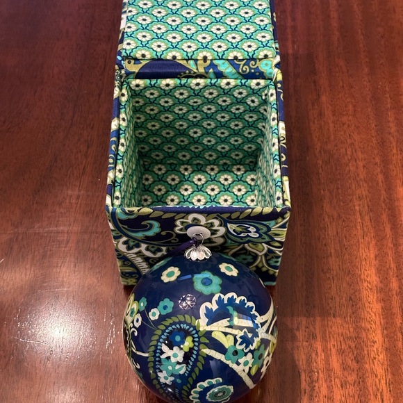 Rhythm & Blues Vera Bradley Holiday Ornament. - Picture 5 of 5